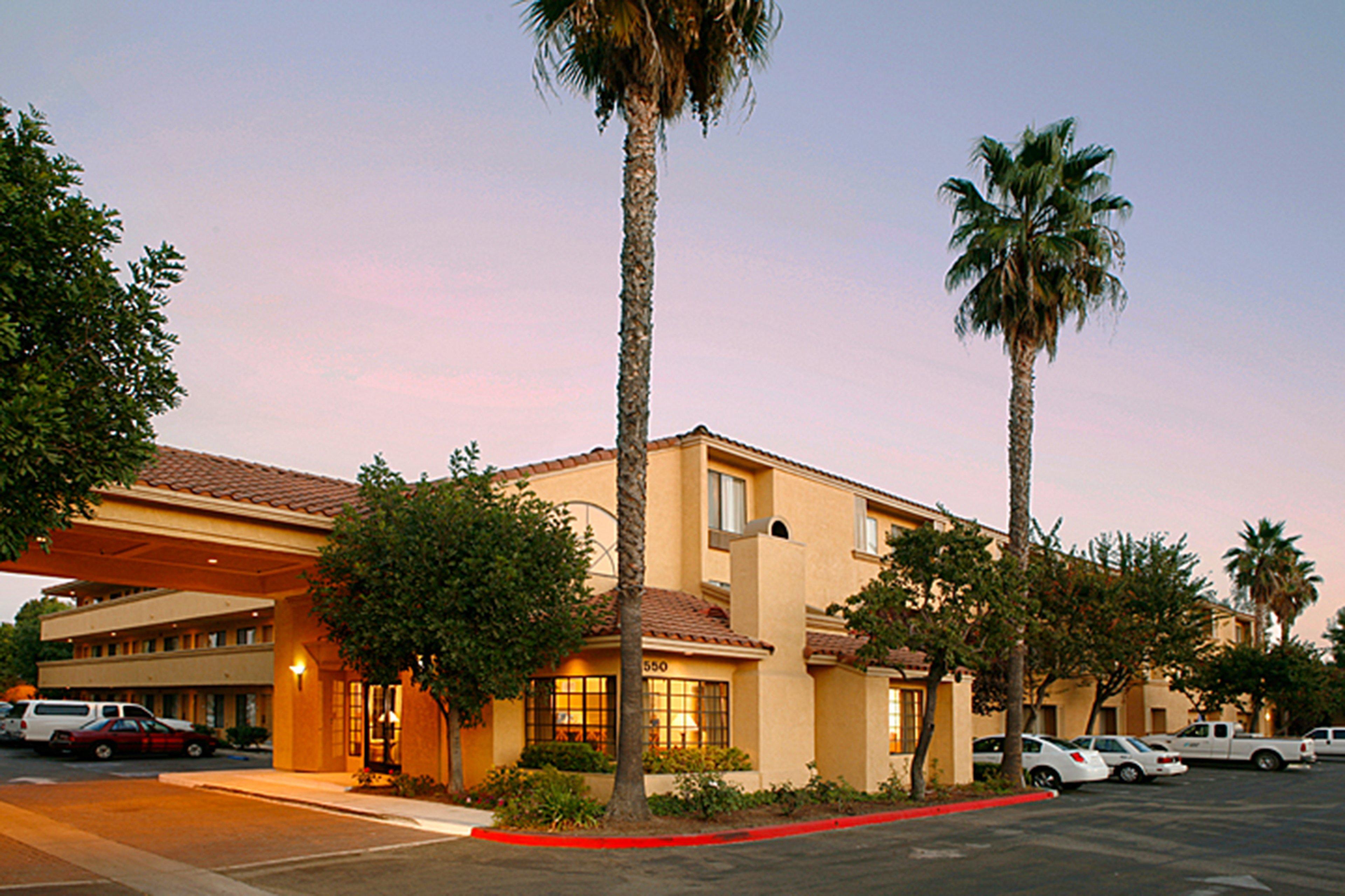 Holiday Inn Express Simi Valley By Ihg Luaran gambar